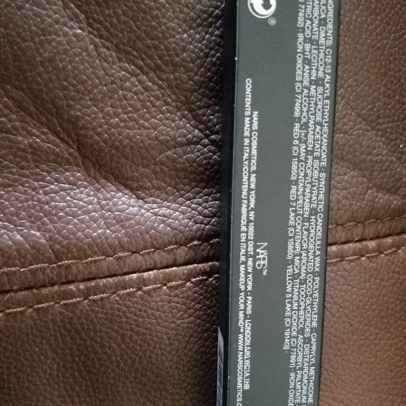 New NARS Velvet Matte Lipstick Pencil - Picture 3 of 4